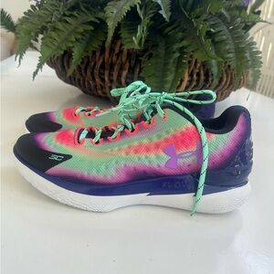 Under Armour Curri 1 Low FloTro Northern Lights Men Shoes Sz 10 3025633-001 MINT